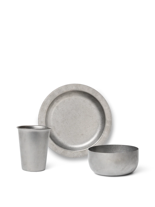 Geschenkset: Becher, Schale und Teller aus getrommeltem Glas