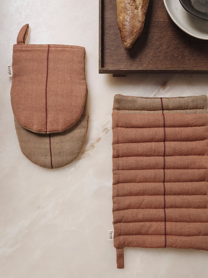 Ito Topflappen- & Ofenhandschuh-Geschenkset – Haselnuss
